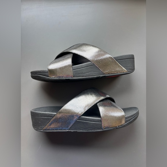 Metallic FitFlop Sandals- US 8 - Picture 1 of 7